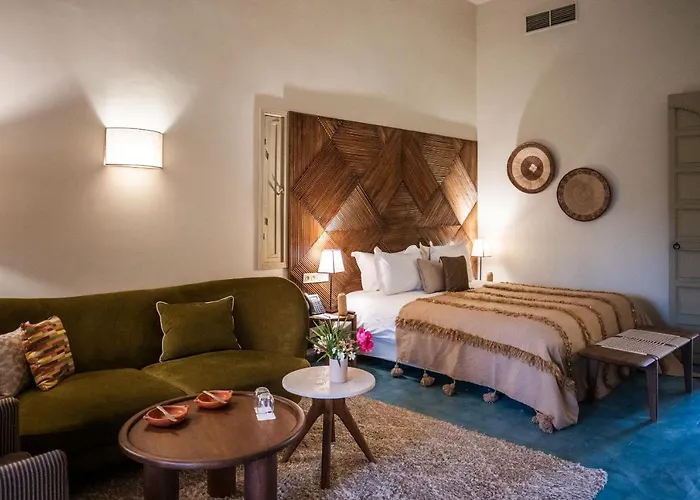 Hotel Boutique Des Remparts & 5*