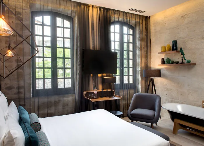 Boutique Des Remparts & Hotel