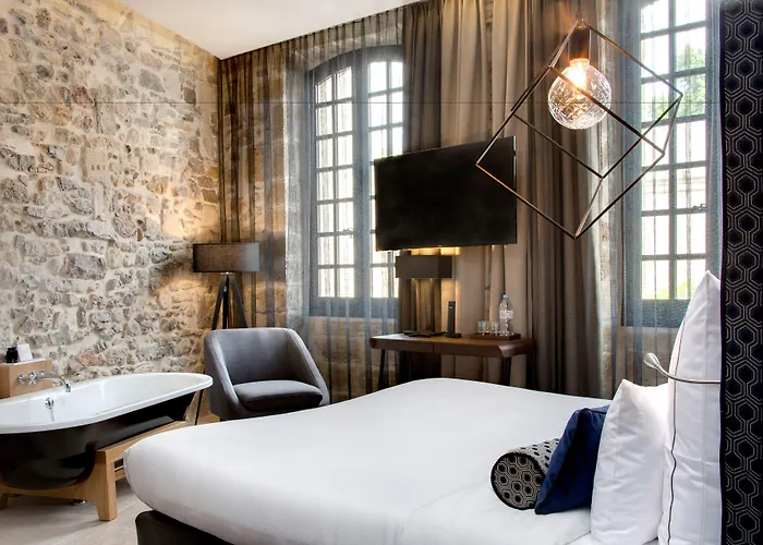 Hotel Boutique Des Remparts &