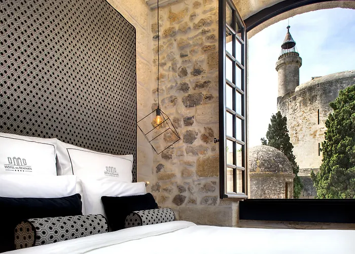 Boutique Des Remparts & Hotel