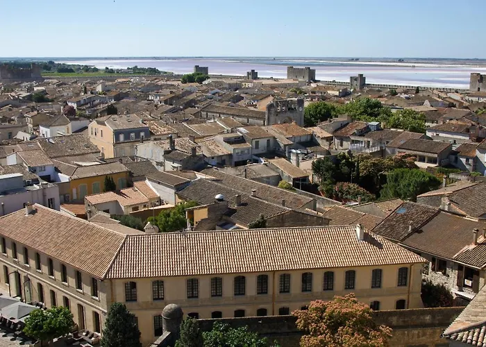 Boutique Des Remparts & 5*
