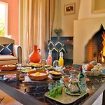 Boutique Des Remparts&spa Hotel Aigues-Mortes