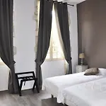 Boutique Des Remparts&spa Hotel Aigues-Mortes