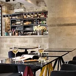 Hotel Boutique Des Remparts&spa Aigues-Mortes