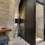 Boutique Des Remparts&spa Aigues-Mortes