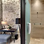 Hotel Boutique Des Remparts &