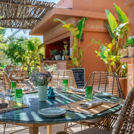 Boutique Des Remparts & Hotel 5*
