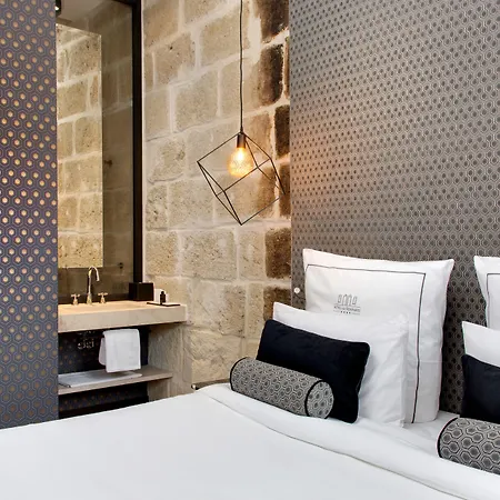 Hotel Boutique Des Remparts & 5*