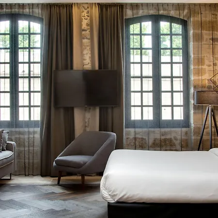 Boutique Des Remparts & 5*