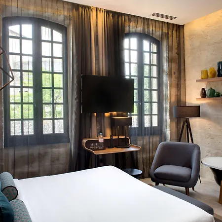 Otel Boutique Des Remparts & Aigues-Mortes