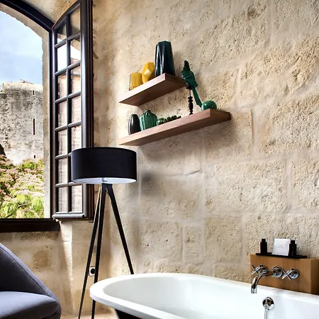 Boutique Des Remparts & 5* Эг-Морт