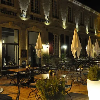 Boutique Des Remparts & 5* Эг-Морт