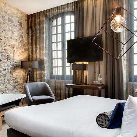 Boutique Des Remparts & Hotel 5*