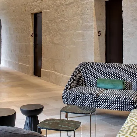 Boutique Des Remparts & Hotel 5*