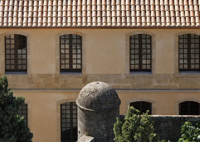 Boutique Des Remparts & Эг-Морт